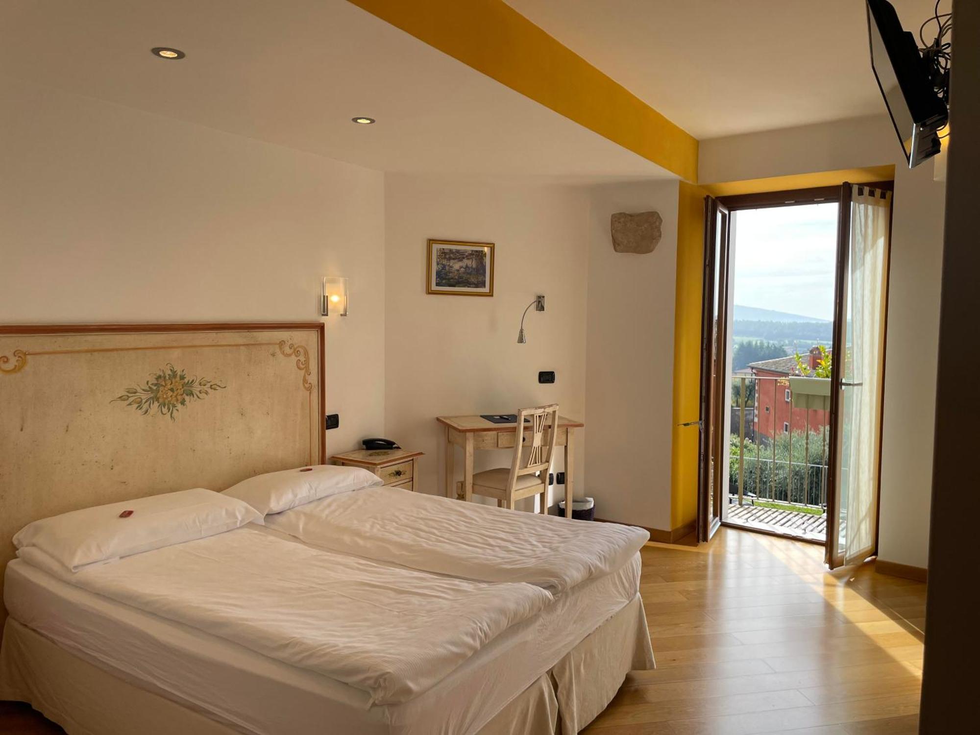 Relais Fontana Rosa B&B Wellness Caprino Veronese Kültér fotó